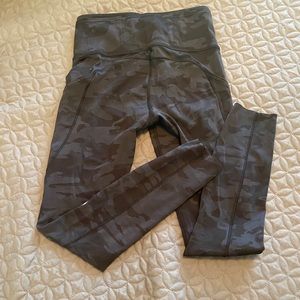 Lululemon fast and free 25”